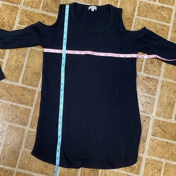 Splendid Thermal Cold Shoulder Long Sleeve Top - Picture 10 of 10